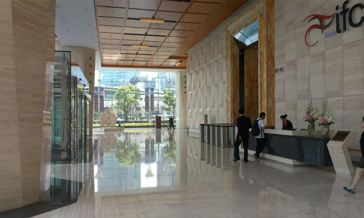 上海陸家嘴CBD國金大廈辦公室裝修